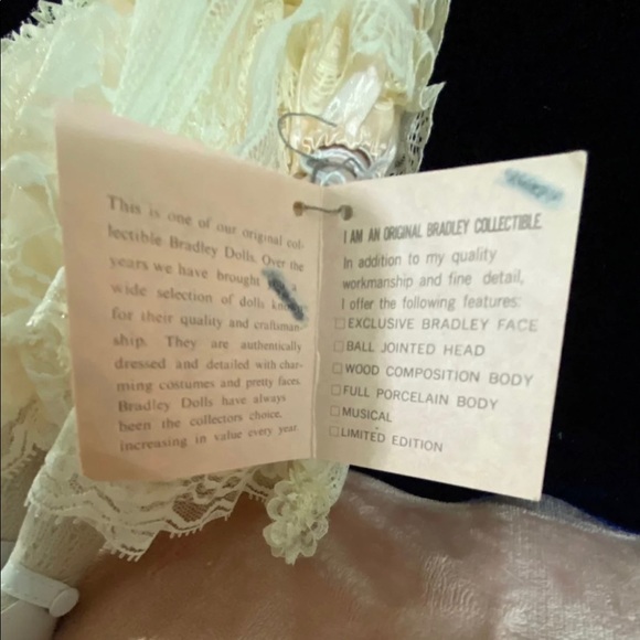 Vintage 1980’s Bradley’s Doll Daysha - Picture 10 of 11